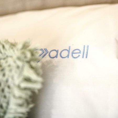 Adell Luxury Apartments カヴァラ エクステリア 写真