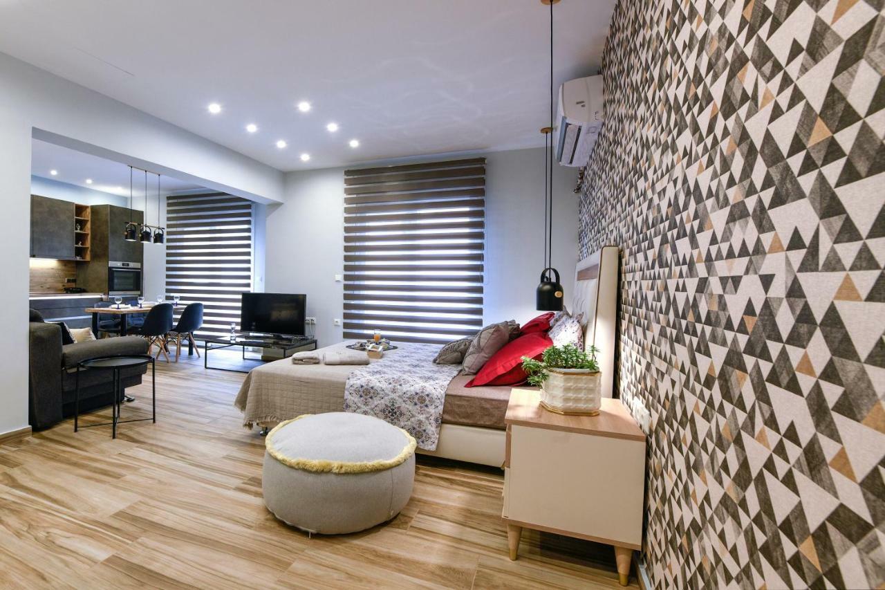 Adell Luxury Apartments カヴァラ エクステリア 写真
