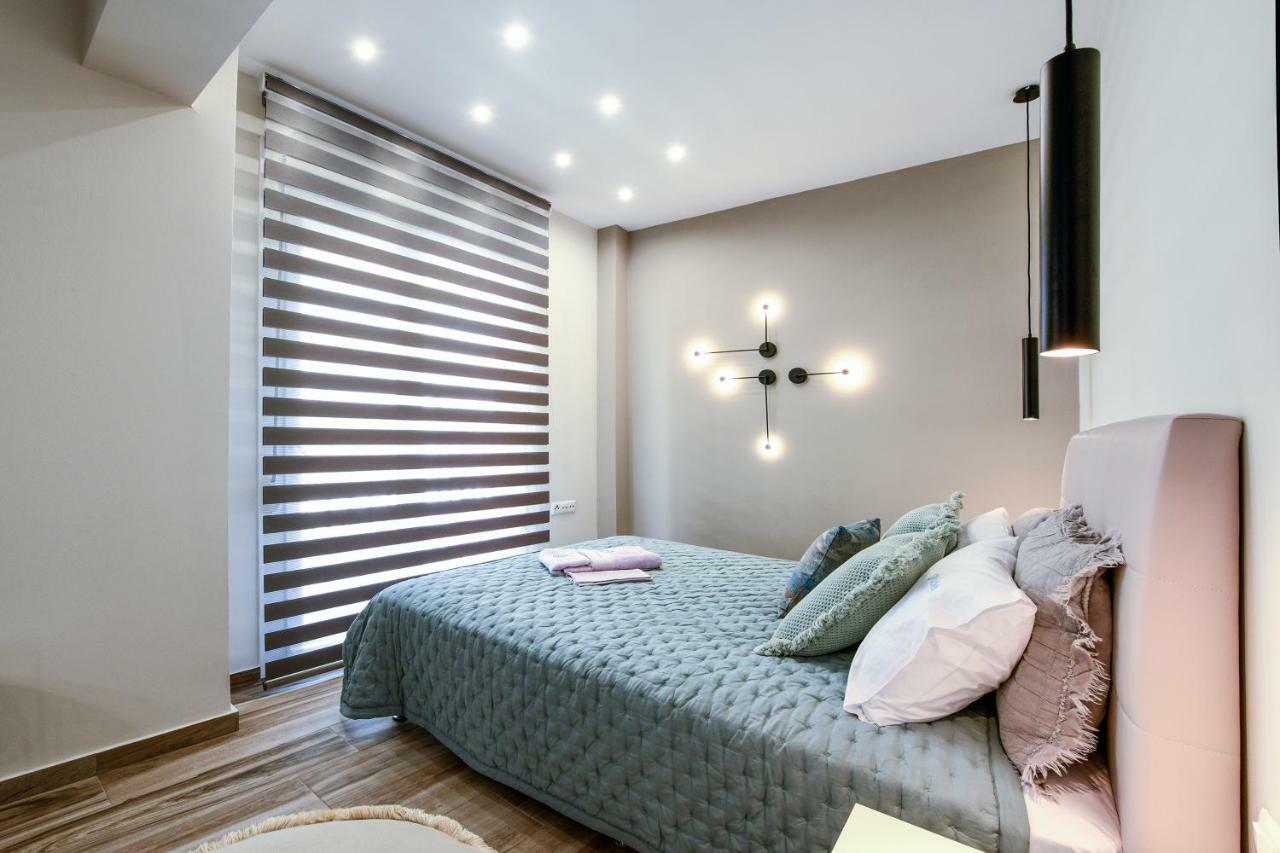 Adell Luxury Apartments カヴァラ エクステリア 写真