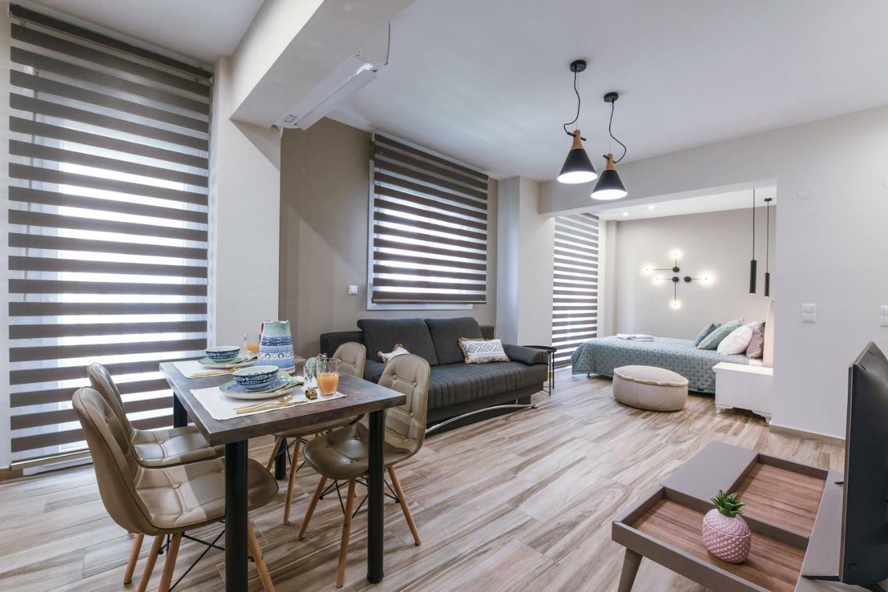 Adell Luxury Apartments カヴァラ エクステリア 写真