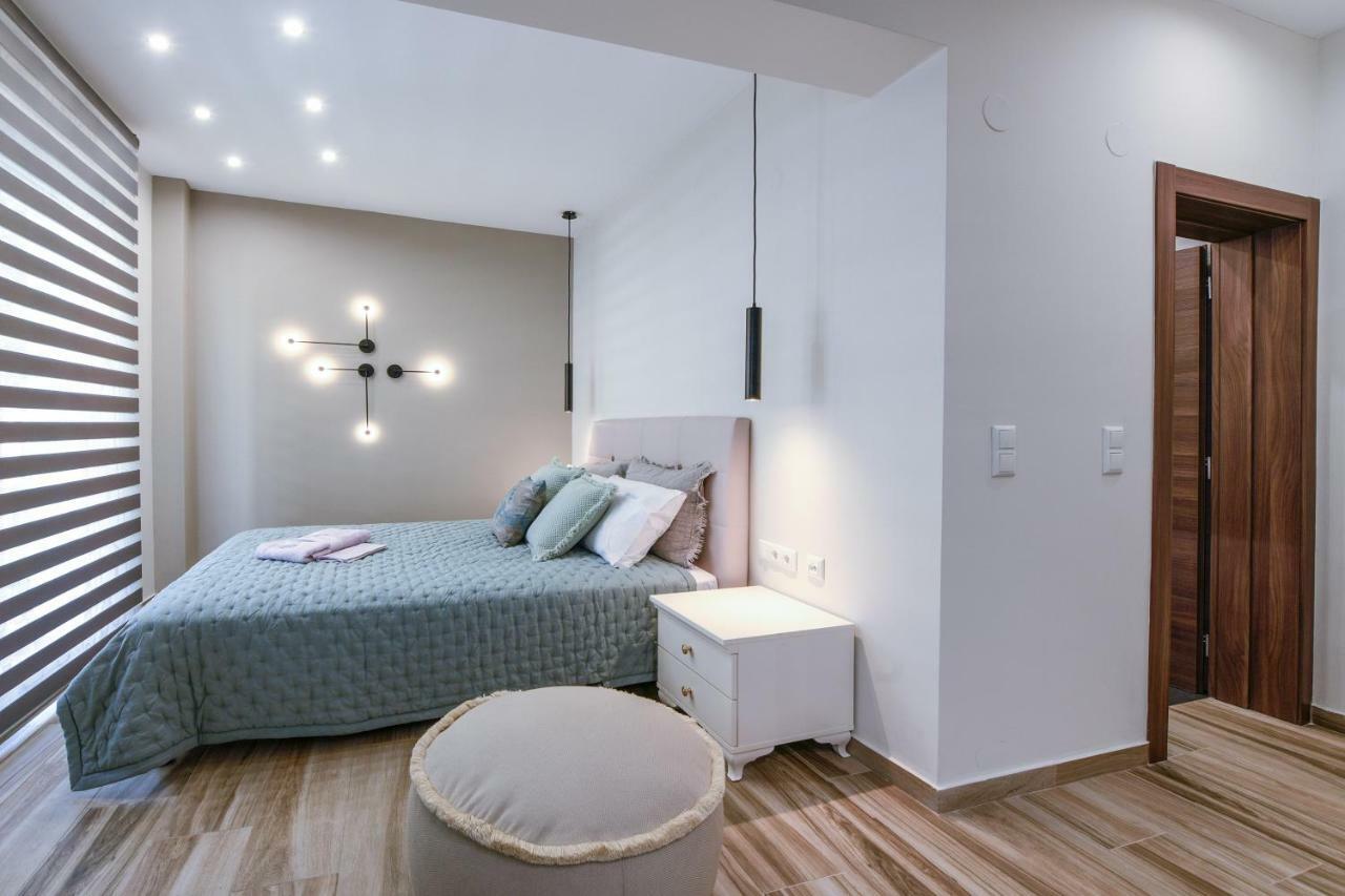 Adell Luxury Apartments カヴァラ エクステリア 写真