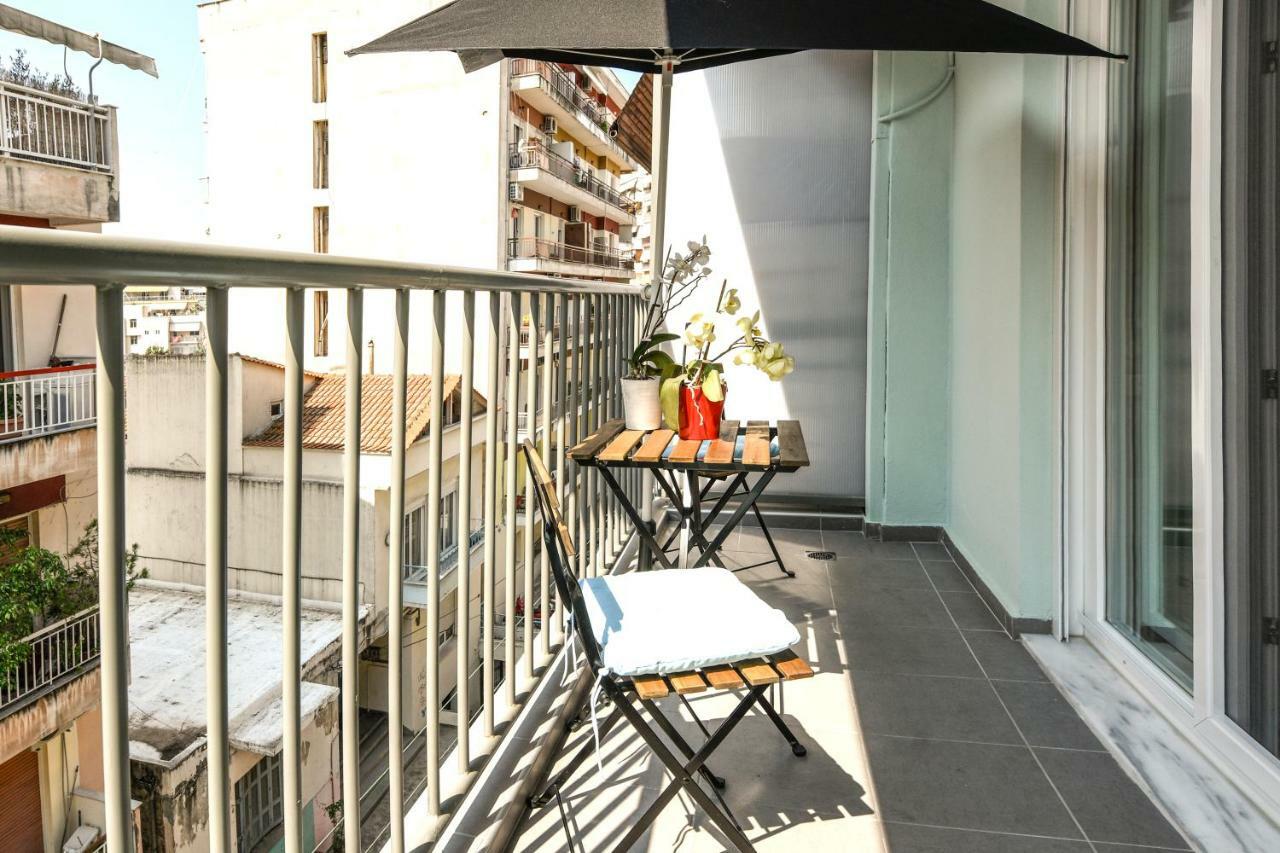Adell Luxury Apartments カヴァラ エクステリア 写真